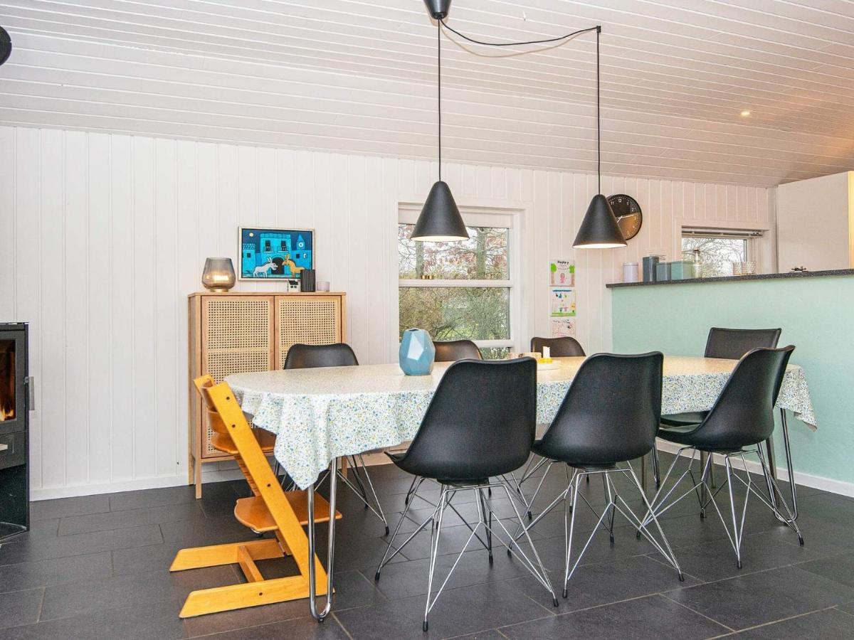 Holiday Home Lyngvej IV Fjerbaek Ngoại thất bức ảnh