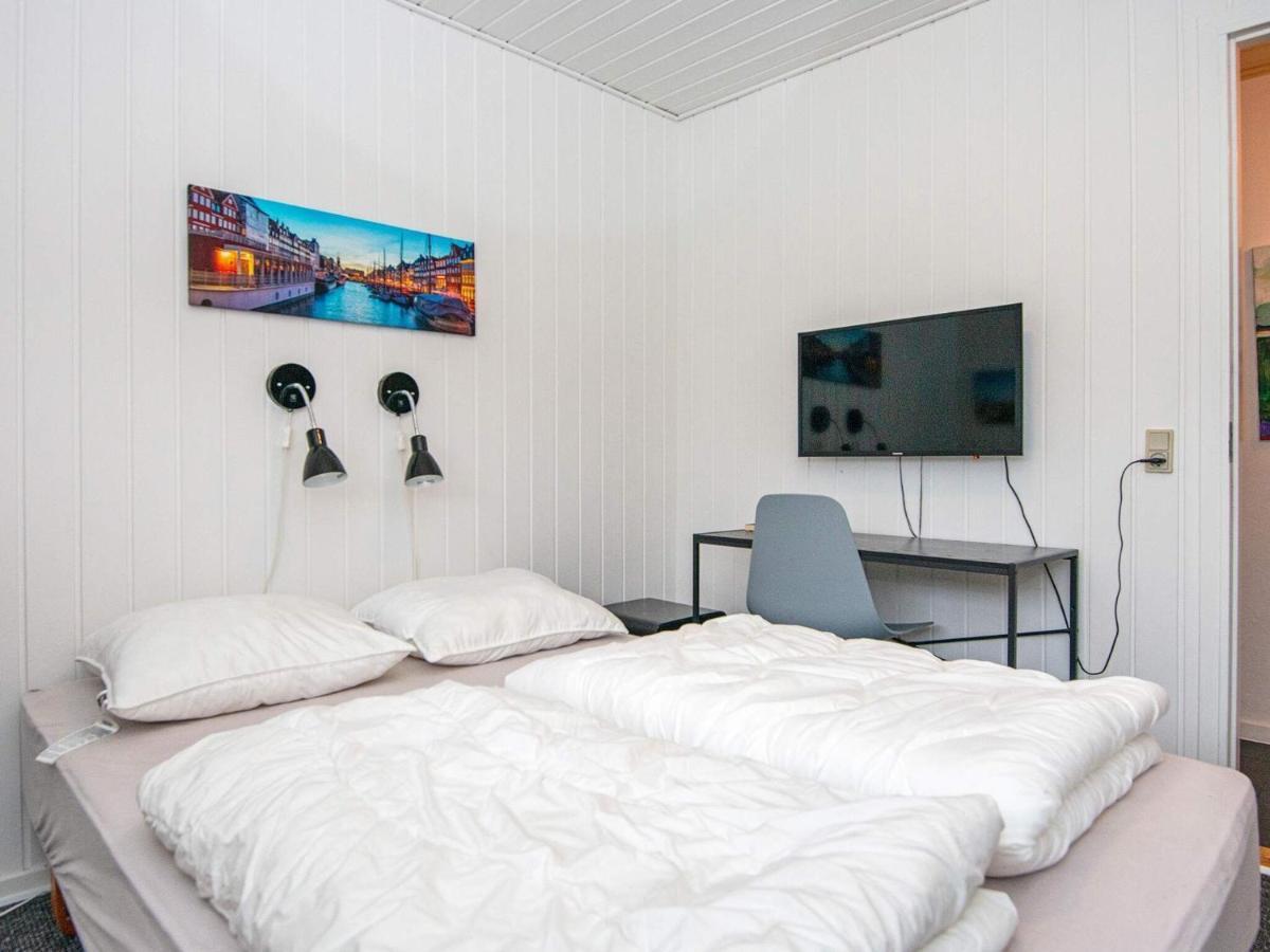 Holiday Home Lyngvej IV Fjerbaek Ngoại thất bức ảnh