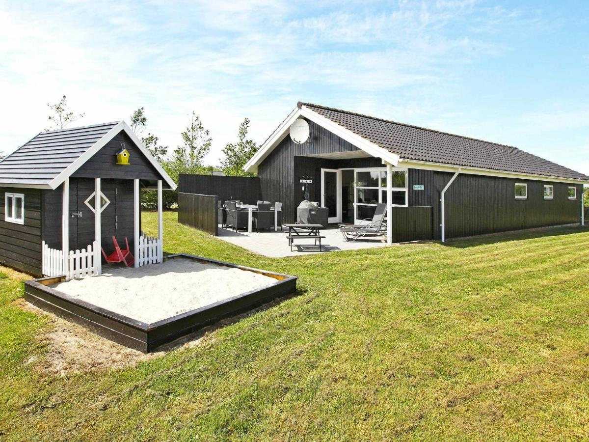Holiday Home Lyngvej IV Fjerbaek Ngoại thất bức ảnh